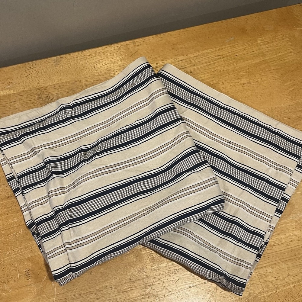 Chaps‎ Beaumont Blue Tan Cream Striped (2) Button Up Euro Pillow Shams 26 X 26